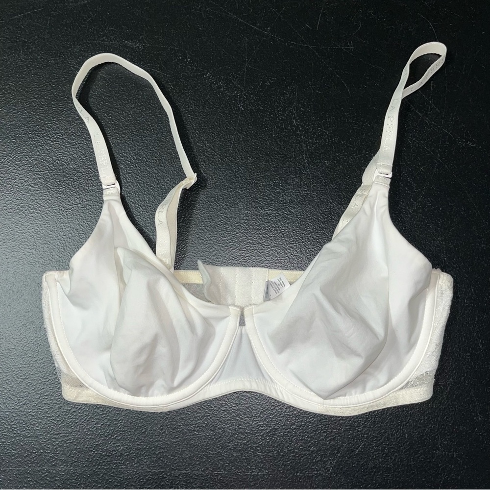 LA PERLA White Bra. 36D